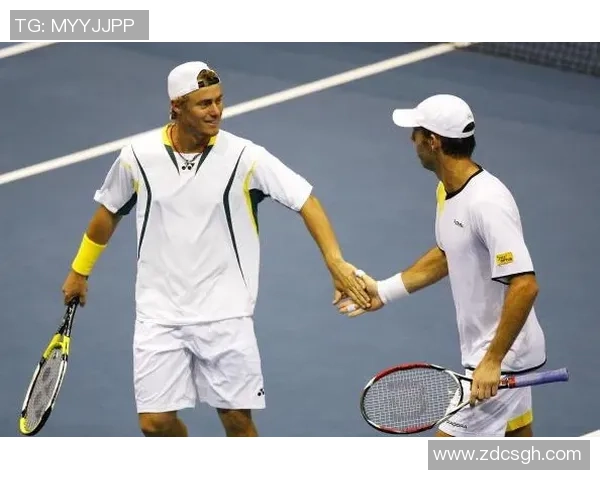 成都足球队在联合会杯中的默契配合与战术执行分析